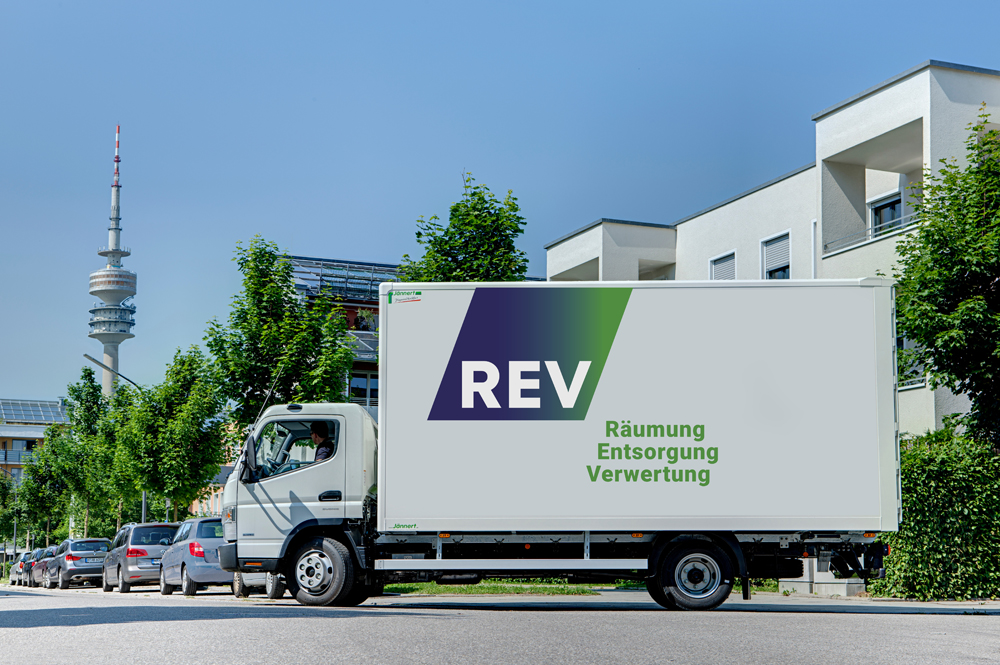 LKW mit Werbefläche in München